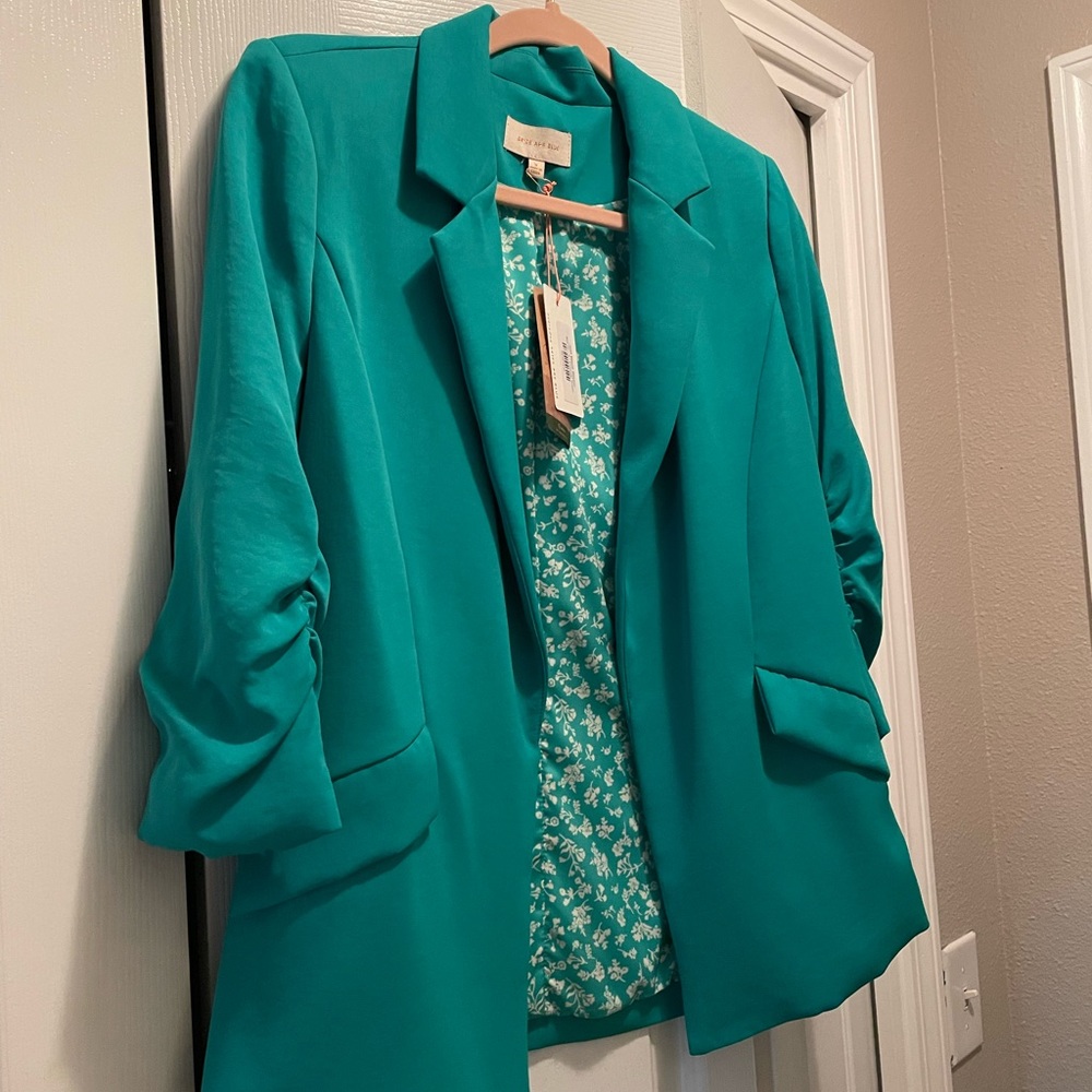 Skies Are Blue Emerald Green Blazer